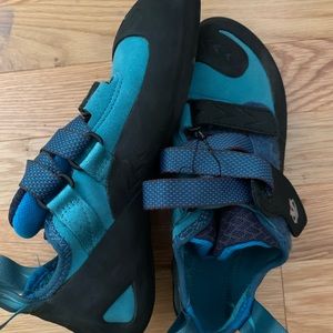 Rock climbing shoes